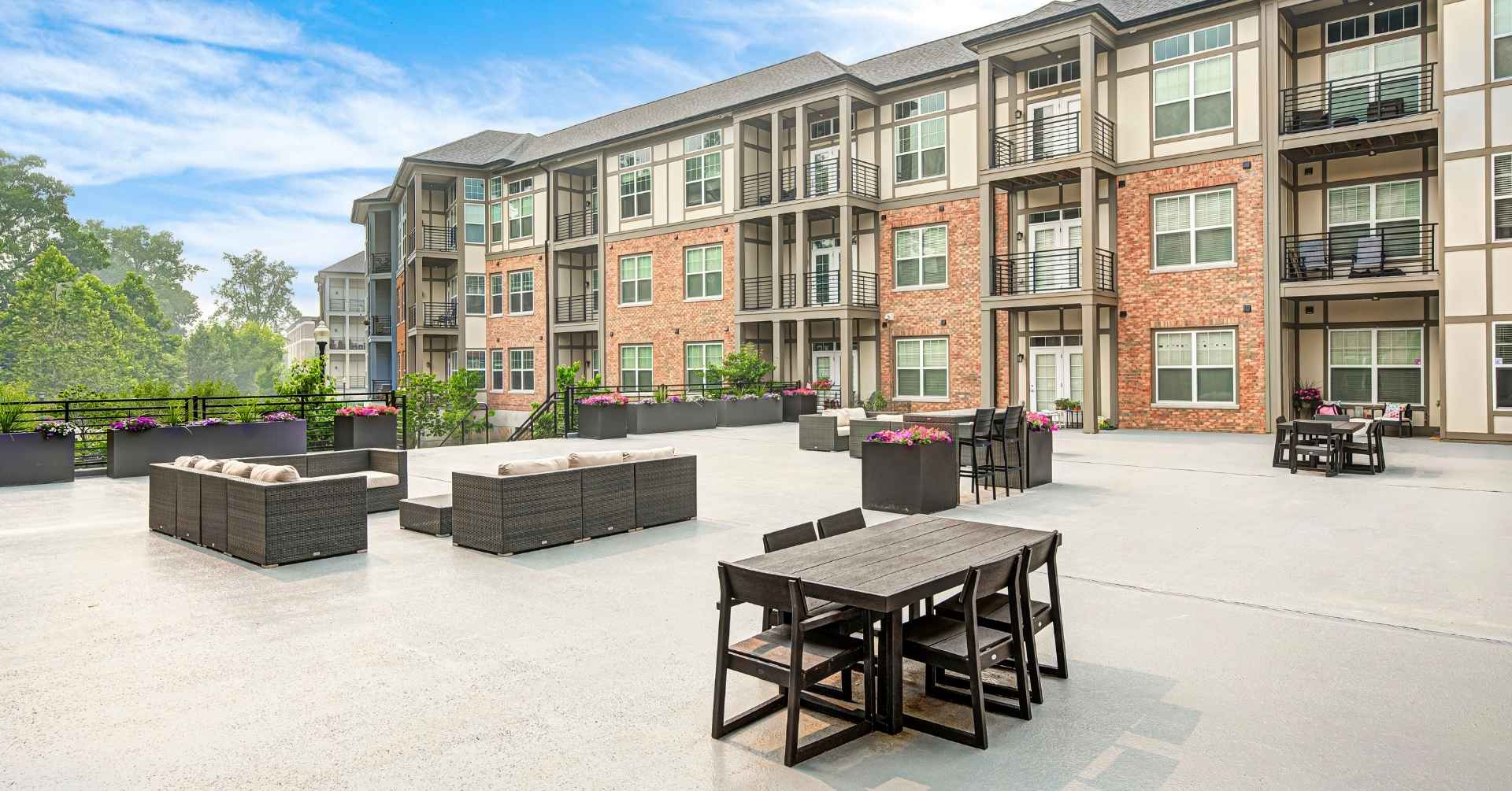 SOMO Courtyard